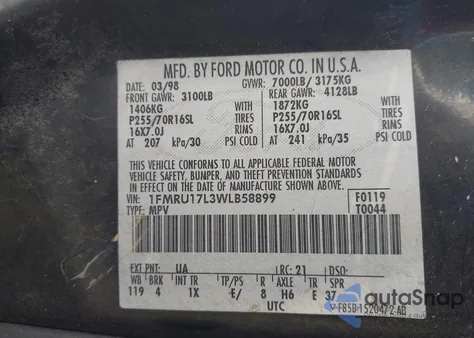 1998 Ford Expedition Eddie Bauer/Xlt from USA, damaged, VIN 1FMRU17L3WLB58899